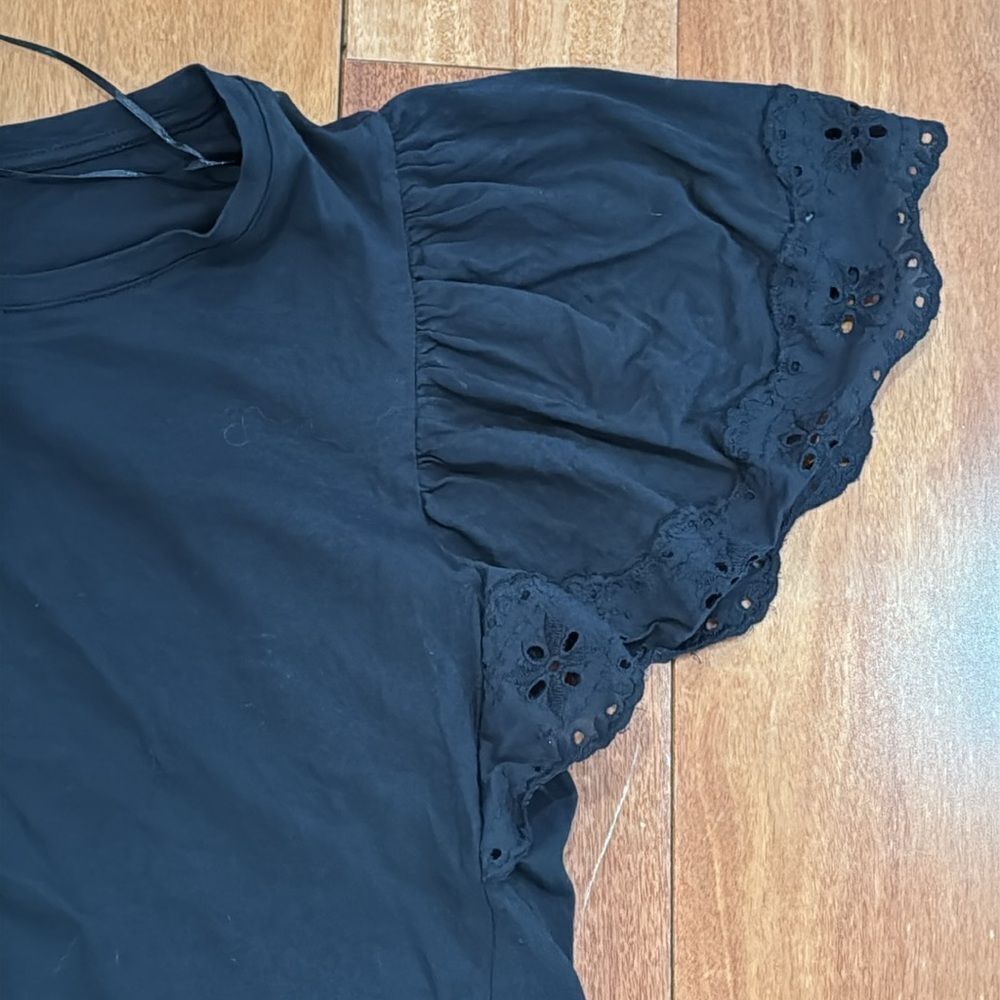 NWT Tahari Eyelet Flutter Sleeve Top Womens Black Modal Blend L - Picture 7 of 12
